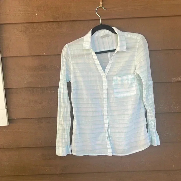 Columbia women’s aquamarine and white striped shirt size small - Picture 1 of 6